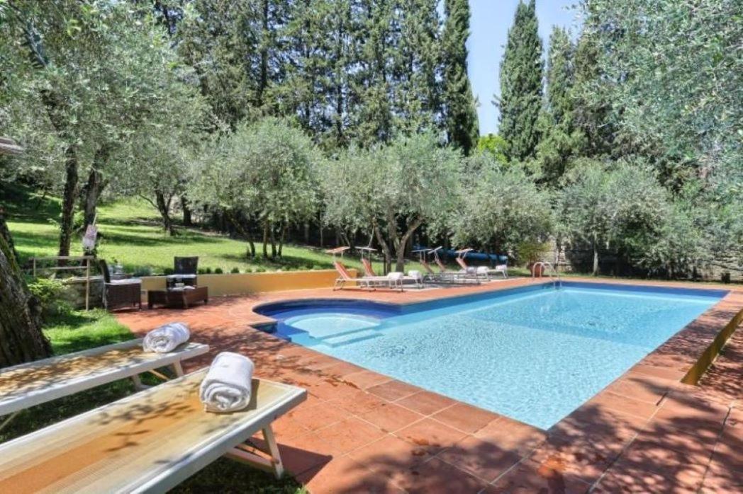 Villa In Private Estate,Shared Pool,Parking,3Km To Ponte Vecchio Firenze Bagian luar foto