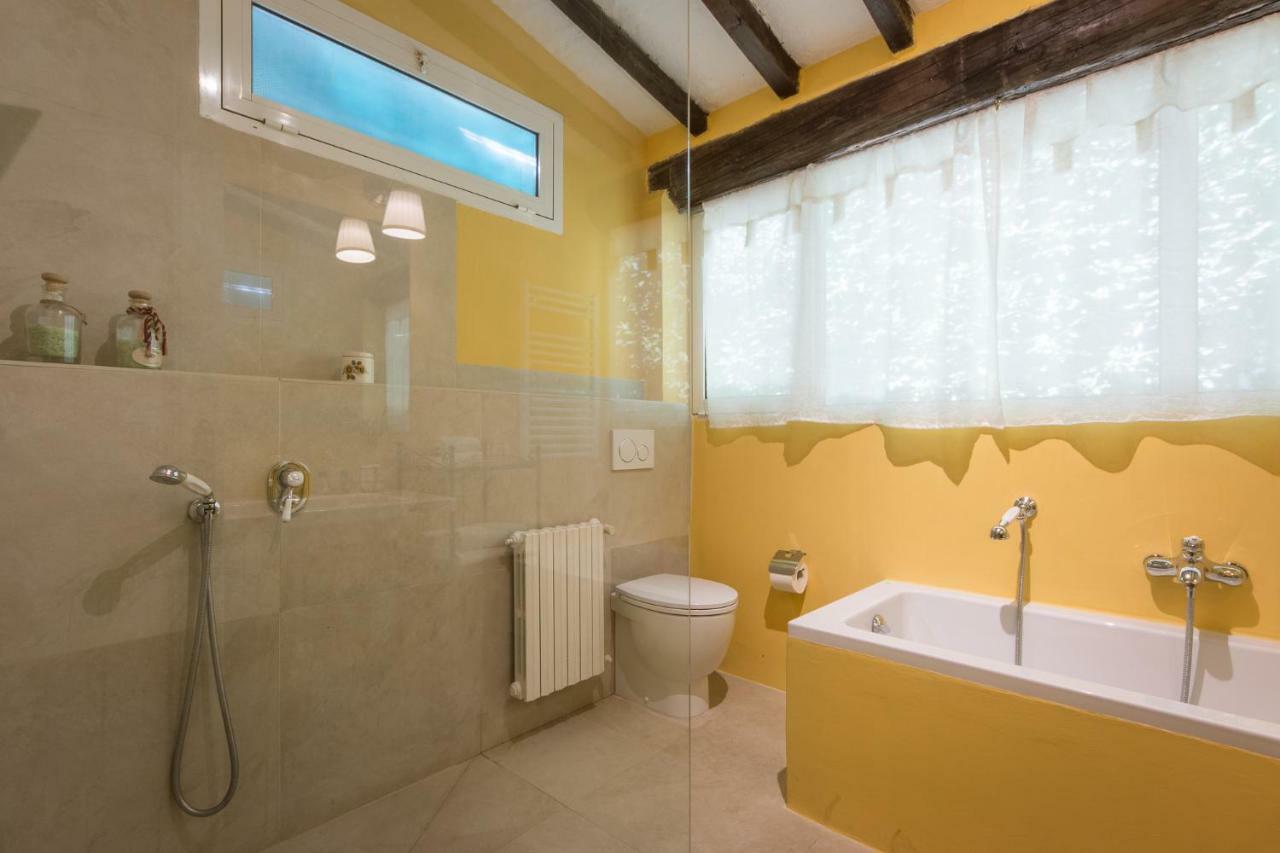 Villa In Private Estate,Shared Pool,Parking,3Km To Ponte Vecchio Firenze Bagian luar foto